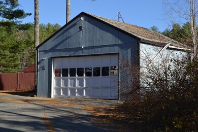 Detached 24'x24' garage