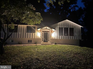 517 W Richardson Ave, Langhorne, PA 19047 - photo 2