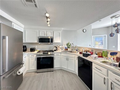 3400 Cabana Dr unit 2099, Las Vegas, NV 89122 - photo 3