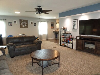 525 Strathmore Ave, Erie, PA 16505 - photo 5