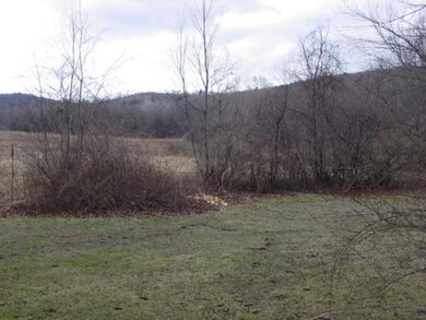 863 Glendale Rd, Wilbraham, MA 01095 - photo 2