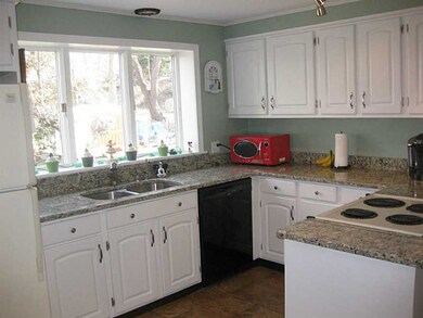 18 John St, Tiverton, RI 02878 - photo 6