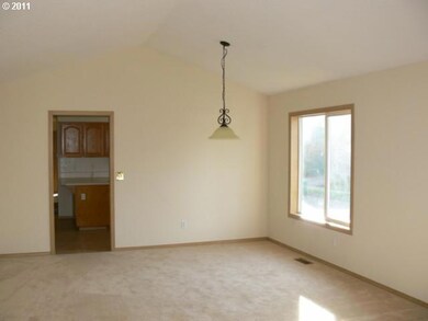 14864 SE Brackenbush Rd, Clackamas, OR 97015 - photo 6