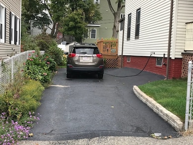 21 Mckinley Rd, Worcester, MA 01605 - photo 4