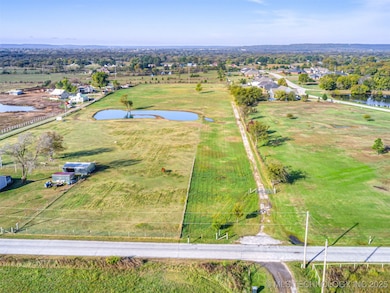 15356 N Lewis Ave, Skiatook, OK 74070 - photo 4