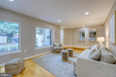 11092 Saffold Way, Reston, VA 20190 - photo 4