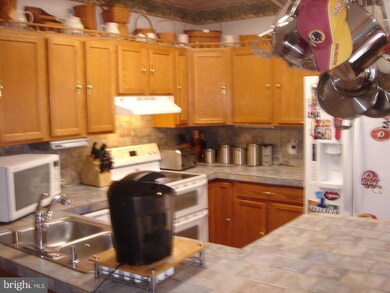 11005 Ashby Dr, Fredericksburg, VA 22407 - photo 2