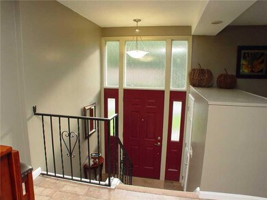 Entry/Foyer.