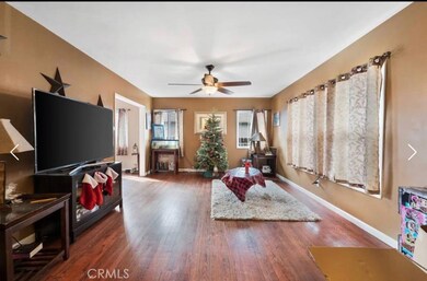 1402 W 154th St, Compton, CA 90220 - photo 6