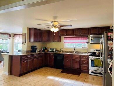 40 Aborn Ave, Cumberland, RI 02864 - photo 4