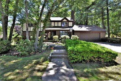 465 Crestview Cir, Manchester, NH 03104 - photo 2