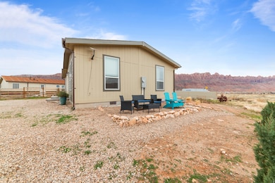 19 S Entrada Cir, Moab, UT 84532 - photo 4