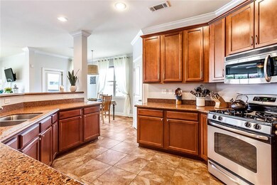 Spacious Kitchen/Quartz Counter tops