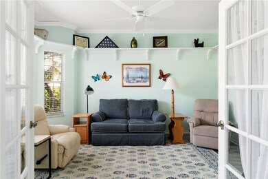 Den or Office, even extra space for guests,  with