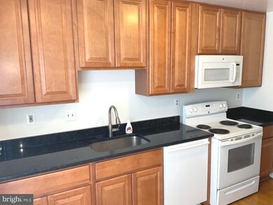 640 Concerto Ln, Silver Spring, MD 20901 - photo 6