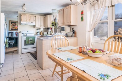 171 Posnegansett Ave, Warwick, RI 02888 - photo 6