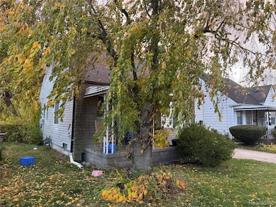 16026 Eastburn St, Detroit, MI 48205 - photo 2