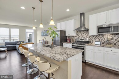 46448 Rilassare Terrace, Sterling, VA 20164 - photo 6