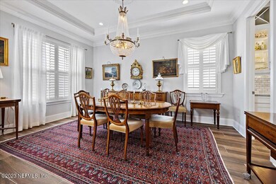 04-Dining Room
