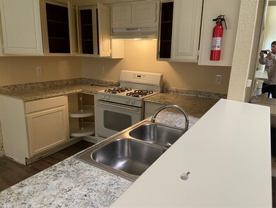 3651 Villa Glen Dr, Houston, TX 77088 - photo 3