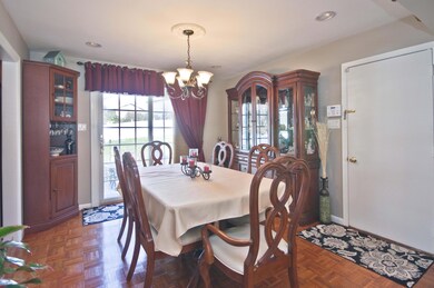 006_DINING ROOM