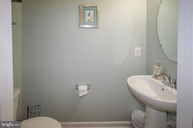 11719 Emerald Green Dr unit 904C, Clarksburg, MD 20871 - photo 7