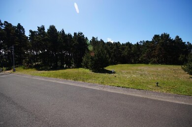 Lot: Facing Southeast