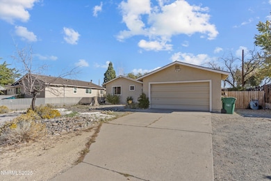 7720 Yorkshire Dr, Reno, NV 89506 - photo 2