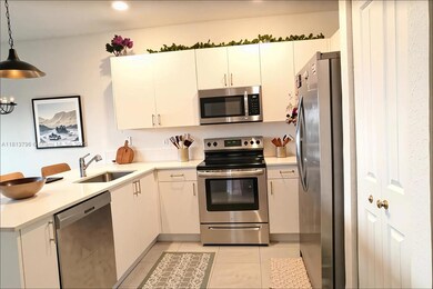 Kitchen - *Virtually Staged and remodeled for refernce only