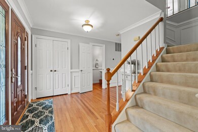 8178 Hillcrest Dr, Manassas, VA 20111 - photo 4