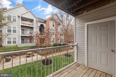 4407 Silverbrook Ln unit C203, Owings Mills, MD 21117 - photo 7