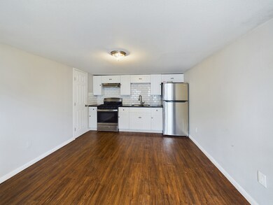 607 Enid 1 2 St, Houston, TX 77009 - photo 3