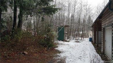 37317 W Lake Walker Dr SE, Enumclaw, WA 98022 - photo 4