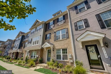 2728 Pinebrook Rd, Landover, MD 20785 - photo 3