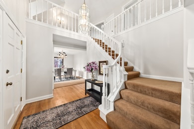 8266 S Country Club Cir, Franklin, WI 53132 - photo 4