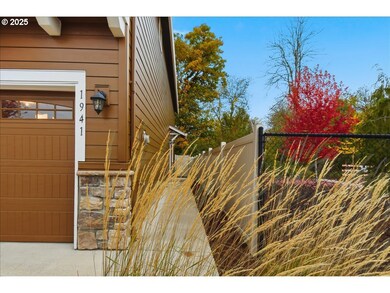 1941 NW Sage St, Camas, WA 98607 - photo 2