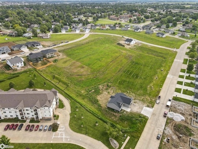 2610 Knollway Dr, Marshalltown, IA 50158 - photo 5