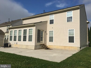 744 Sherwood Dr, Williamstown, NJ 08094 - photo 4