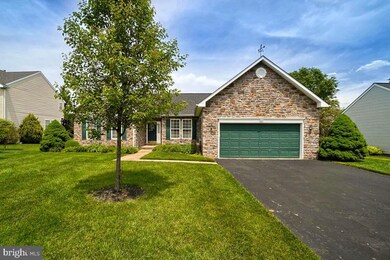 105 Crossing Pointe Ct, Frederick, MD 21702 - photo 4