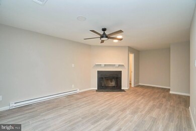 12596 Kempston Ln unit 7-69, Woodbridge, VA 22192 - photo 5