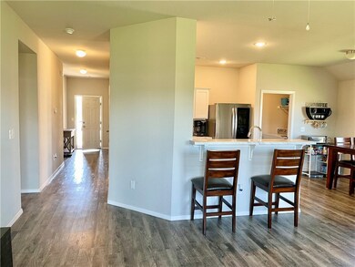 914 Ethan James St, Elkins, AR 72727 - photo 4