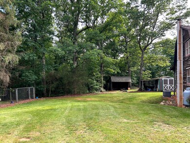 109 Arrowhead Rd, Concord, VA 24538 - photo 4