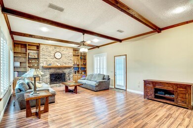 500 Hyde Park Blvd, Cleburne, TX 76033 - photo 7