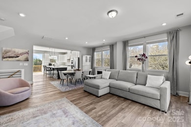 3321 Treble Ct, Charlotte, NC 28262 - photo 6