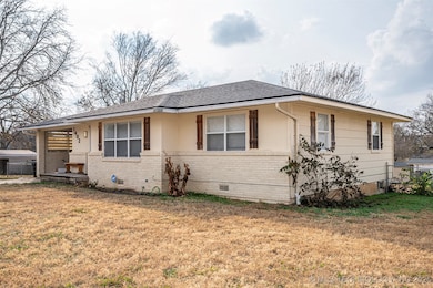 1402 W 10th St, Sulphur, OK 73086 - photo 2