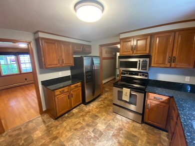 20 Evergreen Cir, Whitinsville, MA 01588 - photo 2