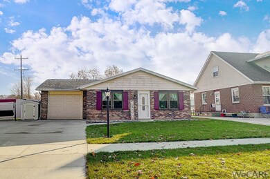 2474 Lark Ave, Lima, OH 45801 - photo 2