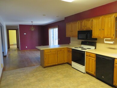 202 Stonybrook Rd, Saint Johnsbury, VT 05819 - photo 3