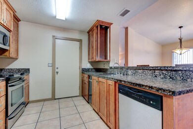 4911 E Colby Cir-21