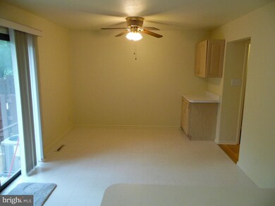 25 Dennison Dr, East Windsor, NJ 08520 - photo 6